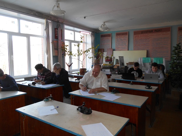 Speed telegraph competition room